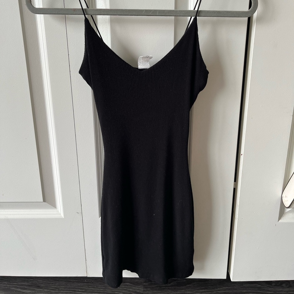 Black slim dress
